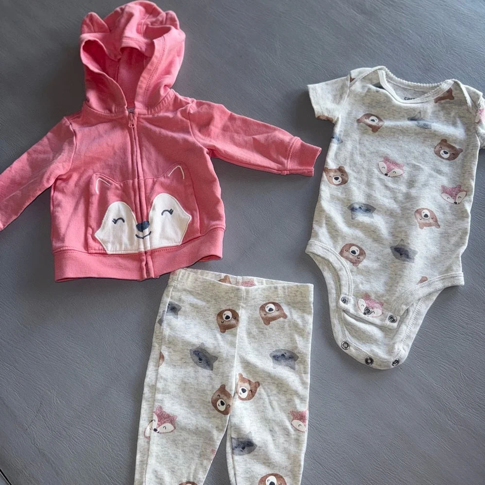 Carter's Pink and Gray Animal Print‎ Set